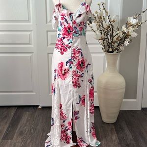 Small Venus Floral and Lace Maxi Dress Beach Flowy Cold Shoulder White Pink Blue